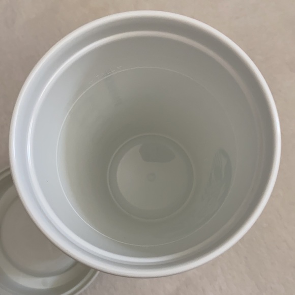 {NWOT} Starbucks | Reusable Coffee Mug Water Cup Plastic White/Green 16oz Grande - Picture 11 of 15